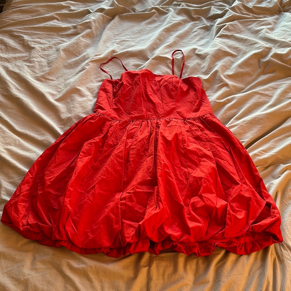 Abercrombie red bubble dress size large new with tags